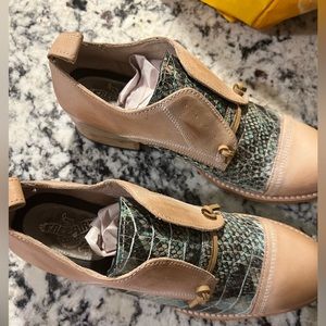 Steve Madden Freebird shoes